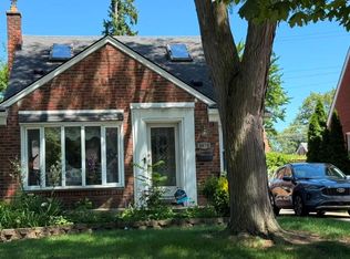 8670 Hazelton St, Dearborn Heights, MI 48127