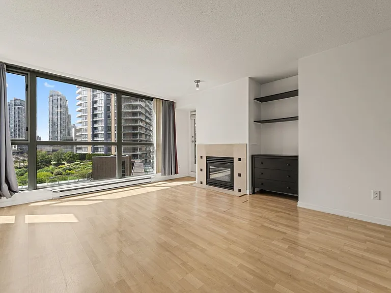 4888 Hazel St #902 — Photo 8
