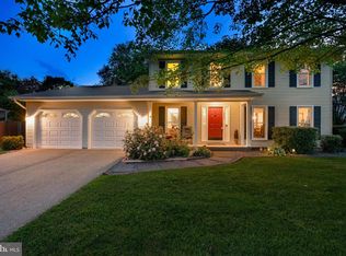 12396 Rock Ridge Rd, Herndon, VA 20170