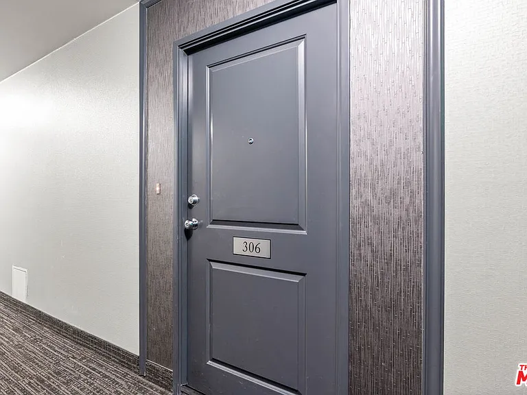 1155 N La Cienega Blvd #306 — Photo 30