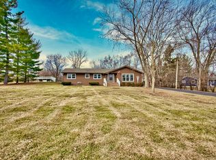 6N060 Virginia Rd, Roselle, IL 60172
