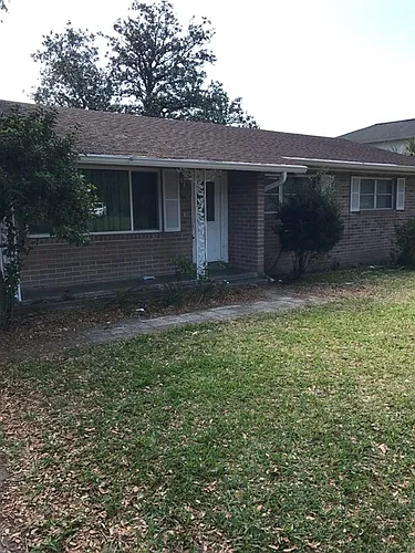 1202 Glenridge Dr Photo 1