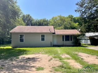 1305 Silver Falls Rd, Longview, TX 75604