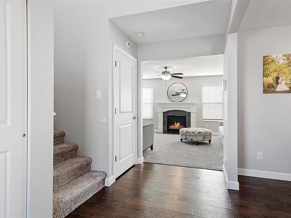 4th image of 670 Janeita Ct