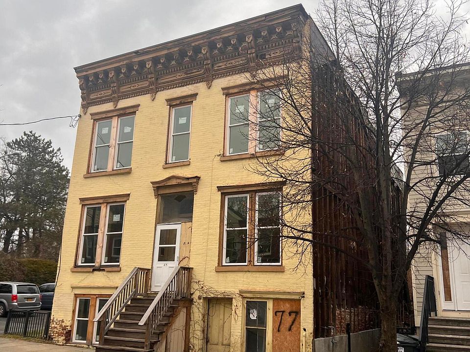 2nd image of 75.5 2nd Street