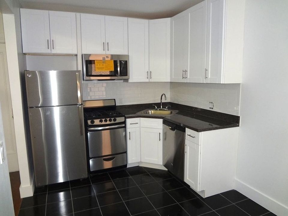 1st image of 4254 Judge St APT 3E