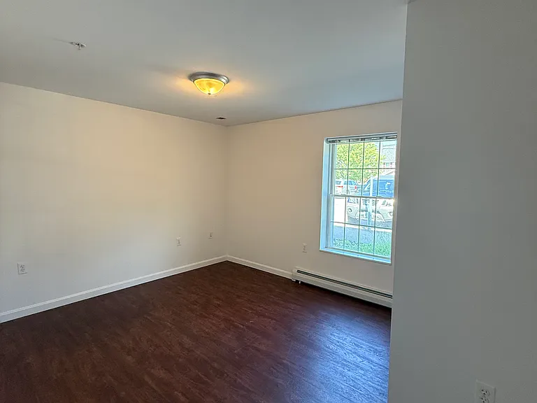 661 Bell St #1 — Photo 10