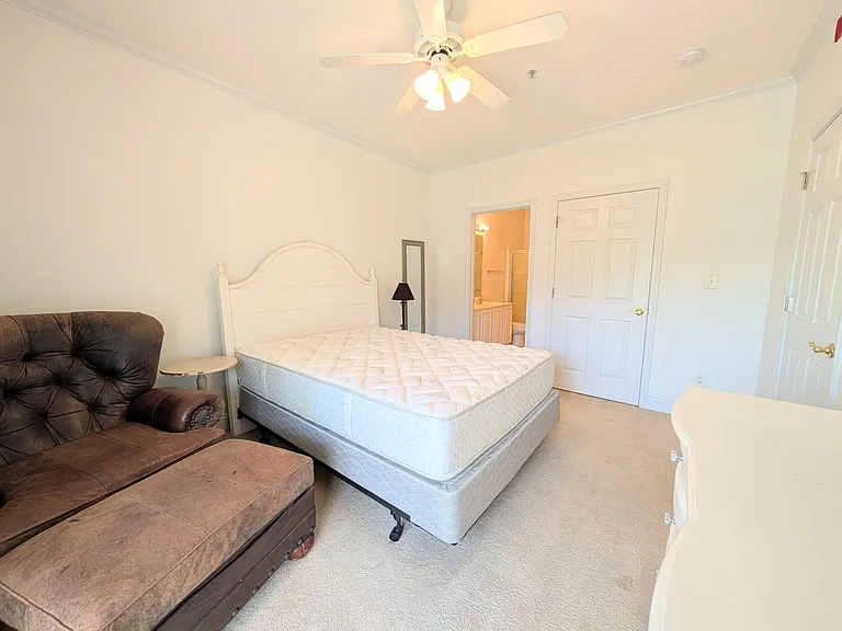 1100 Commons Blvd #307 — Photo 22