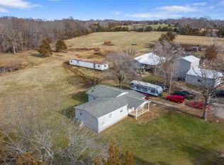 1653-3 Rivers Rd, Farmington, MO 63640