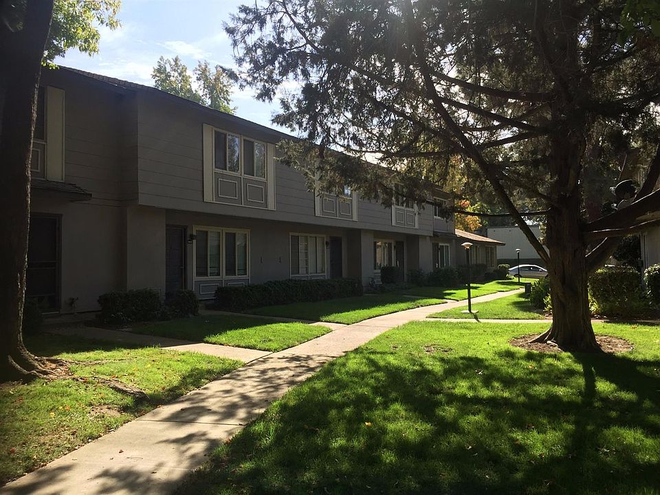 1st image of 8841 La Riviera Dr Unit D