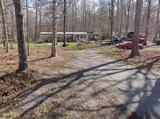 4413 Halls Rd, Mineral, VA 23117