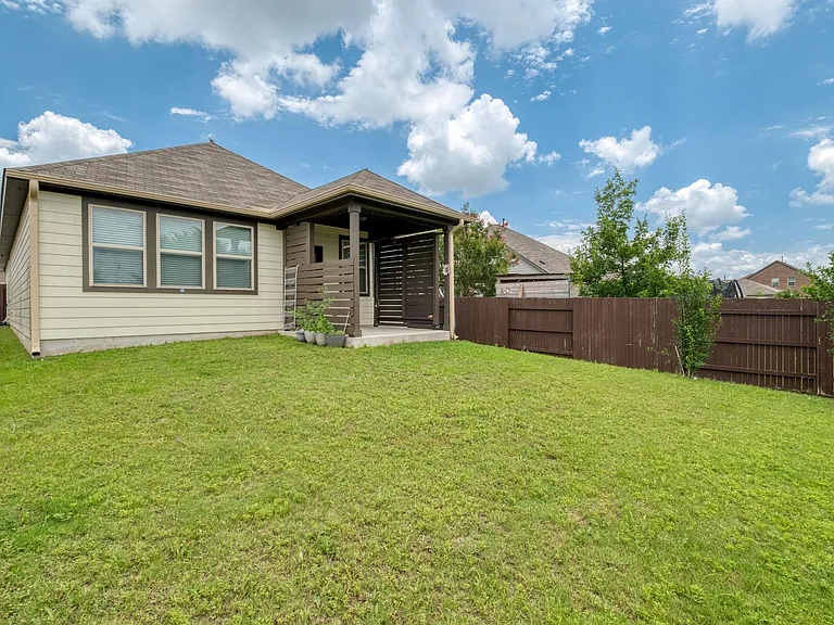 224 Eves Necklace Dr — Photo 24