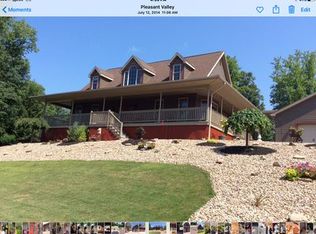 1015 Riverview Dr, Fairmont, WV 26554