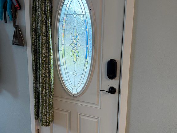 2nd image of 203 Cottage Cir