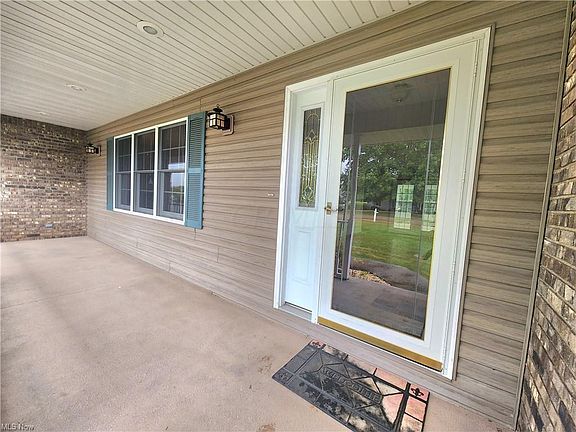4th image of 5385 Glenwood Dr