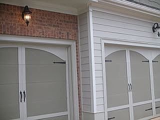 2nd image of 3286 Holly Glen Ct