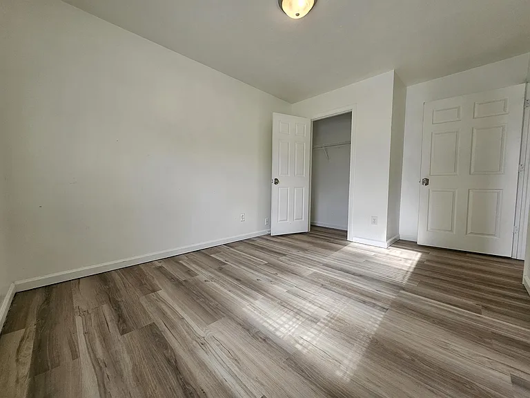 2341 Wheeler St — Photo 13