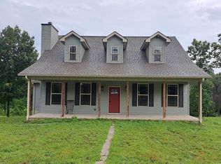 899 Flat Rock Rd, Crossville, TN 38572
