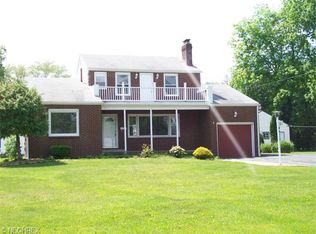 6814 Paxton Rd, Youngstown, OH 44512