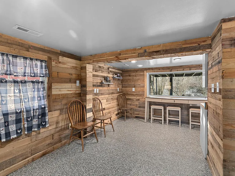 1494 Amster Grove Rd — Photo 11