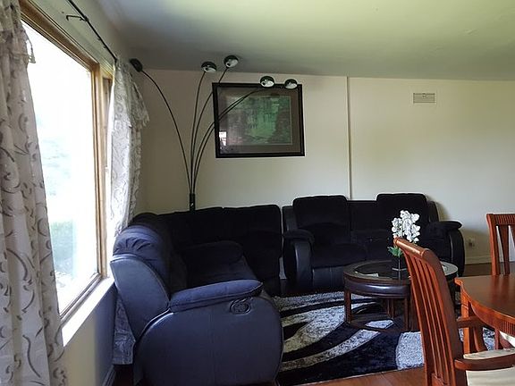 4th image of 6751 183rd St