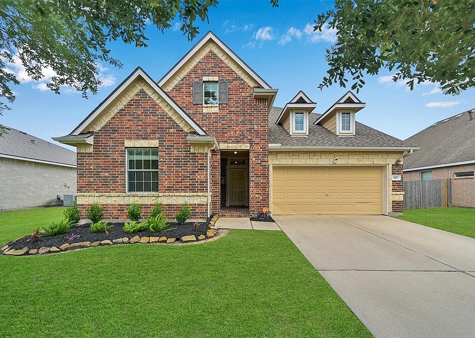 1st image of 627 Rocky Hollow Lane
