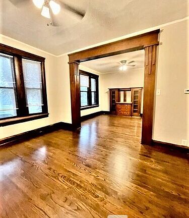 3rd image of 3602-08 W Grace St #36061
