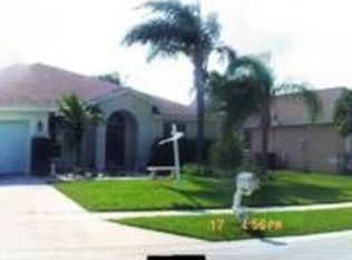 9060 Paragon Way, Boynton Beach, FL 33472