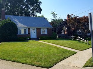 2946 Court St, OCEANSIDE, NY 11572