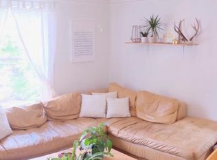 1526 SE Main St, Portland, OR 97214