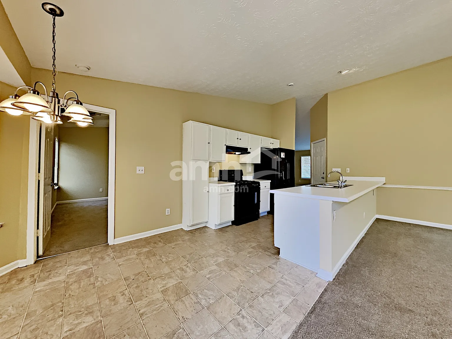 3 bed, 2.0 bath, 1710 sqft, $2,235 — Photo 3