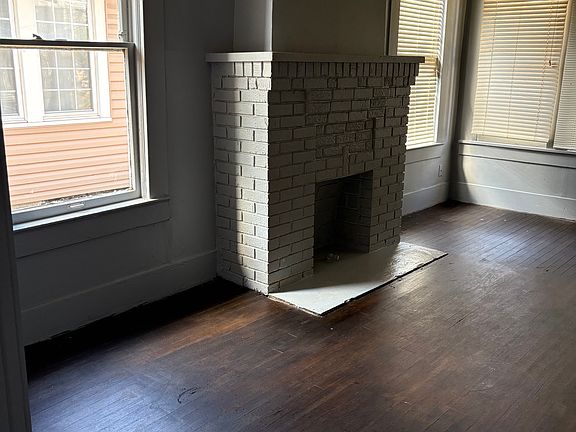 2nd image of 539 Kirby Pl