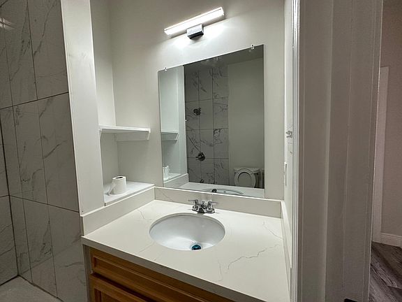 5th image of 2117 Foucher St #2117