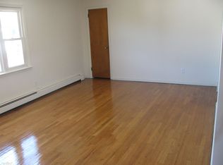 414 75th St, North Bergen, NJ 07047