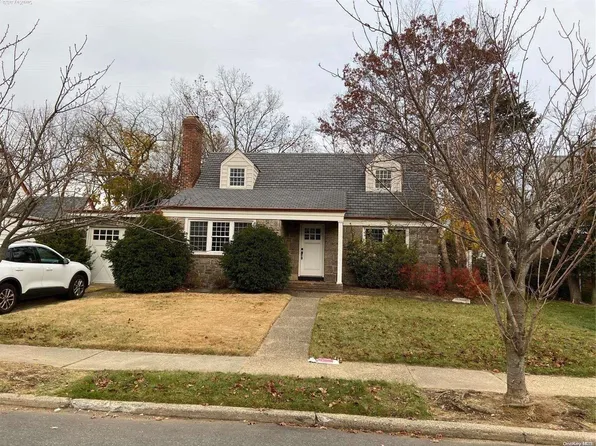 1605 Wales Avenue, Baldwin, NY 11510