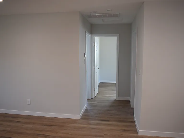 8848 Katherine Ave — Photo 24