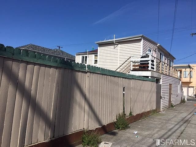 2nd image of 1299 Fitzgerald Ave