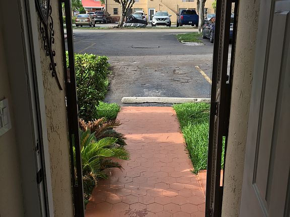 3rd image of 301 NW 109th Ave APT 108