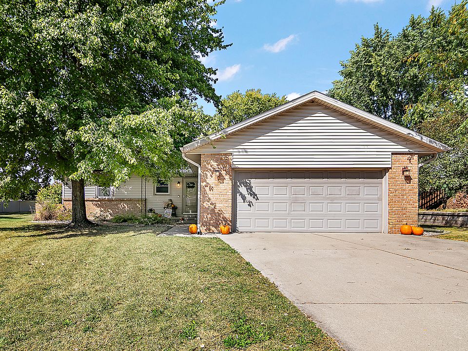 1st image of 1365 Braemar Ct