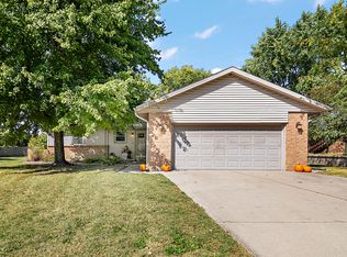 1365 Braemar Ct, Bourbonnais, IL 60914