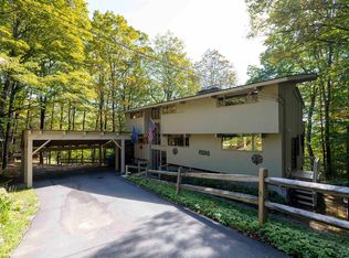 1877 Willard Road, Hartford, VT 05059