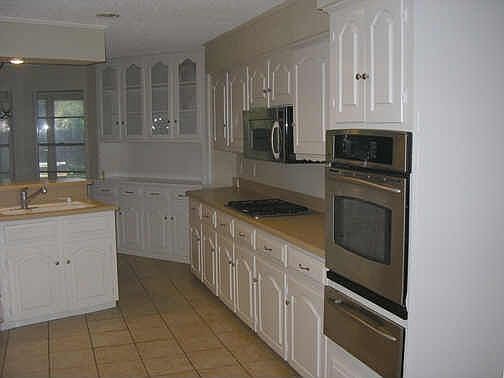 4th image of 3425 Webb Garden Dr