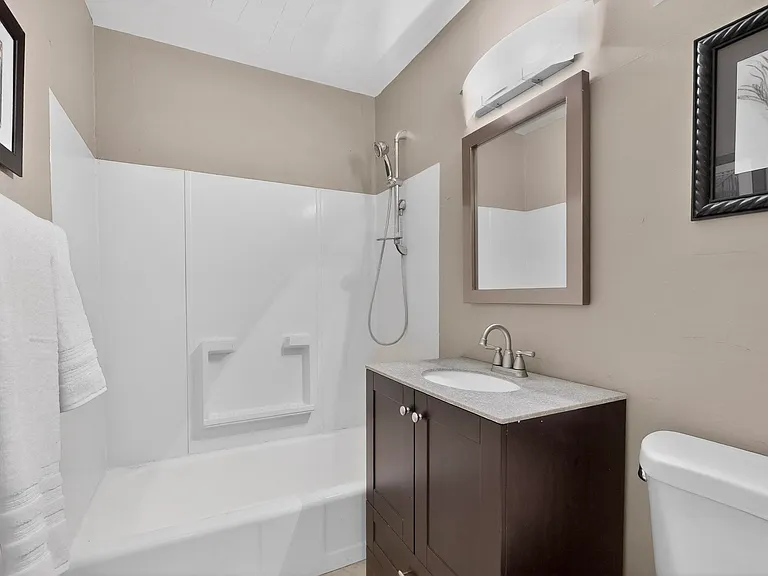 226 Sierra Pl NE — Photo 37