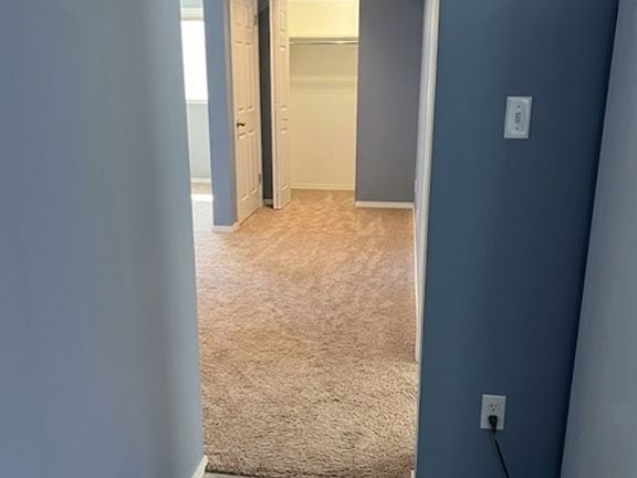 5th image of 10 116th St N #5