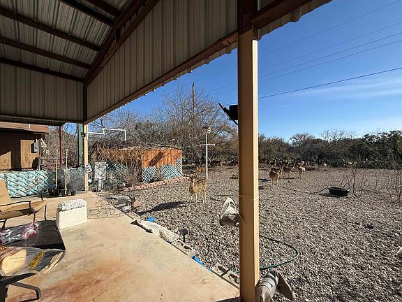 4th image of 144 De Zavala St
