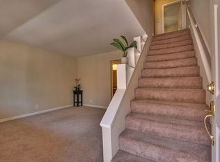 570 University Ave APT 17, Los Gatos, CA 95032