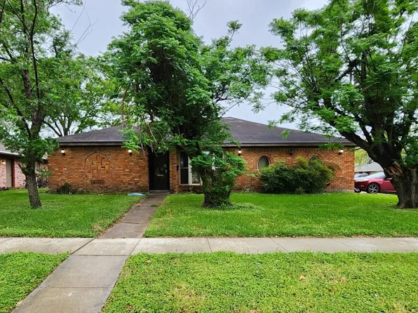 707 Glenmore Dr, Pasadena, TX 77503