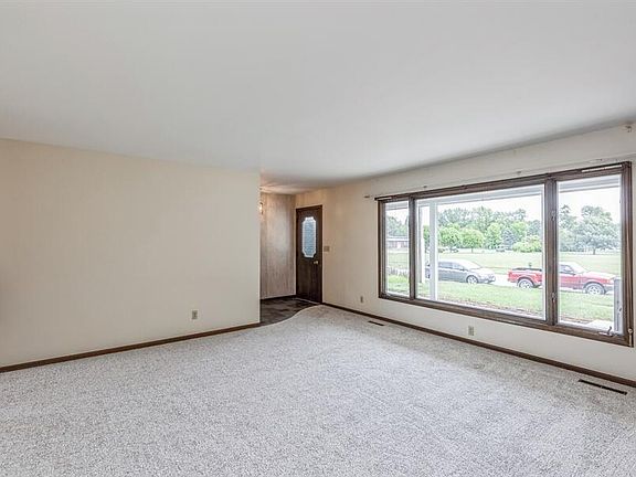 2nd image of 2507 Hoover Ave