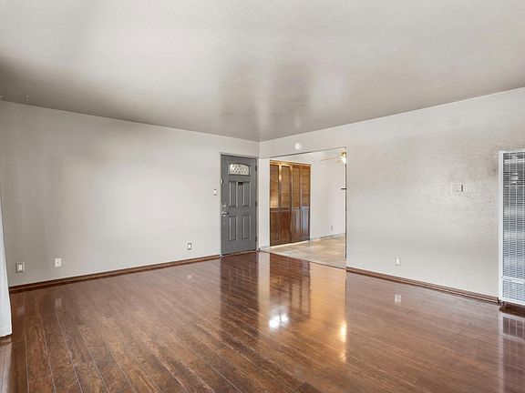 3rd image of 1124 Rex Rd