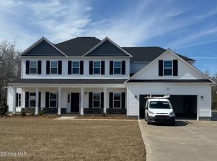 327 Cotton Hill Pl, Hubert, NC 28539